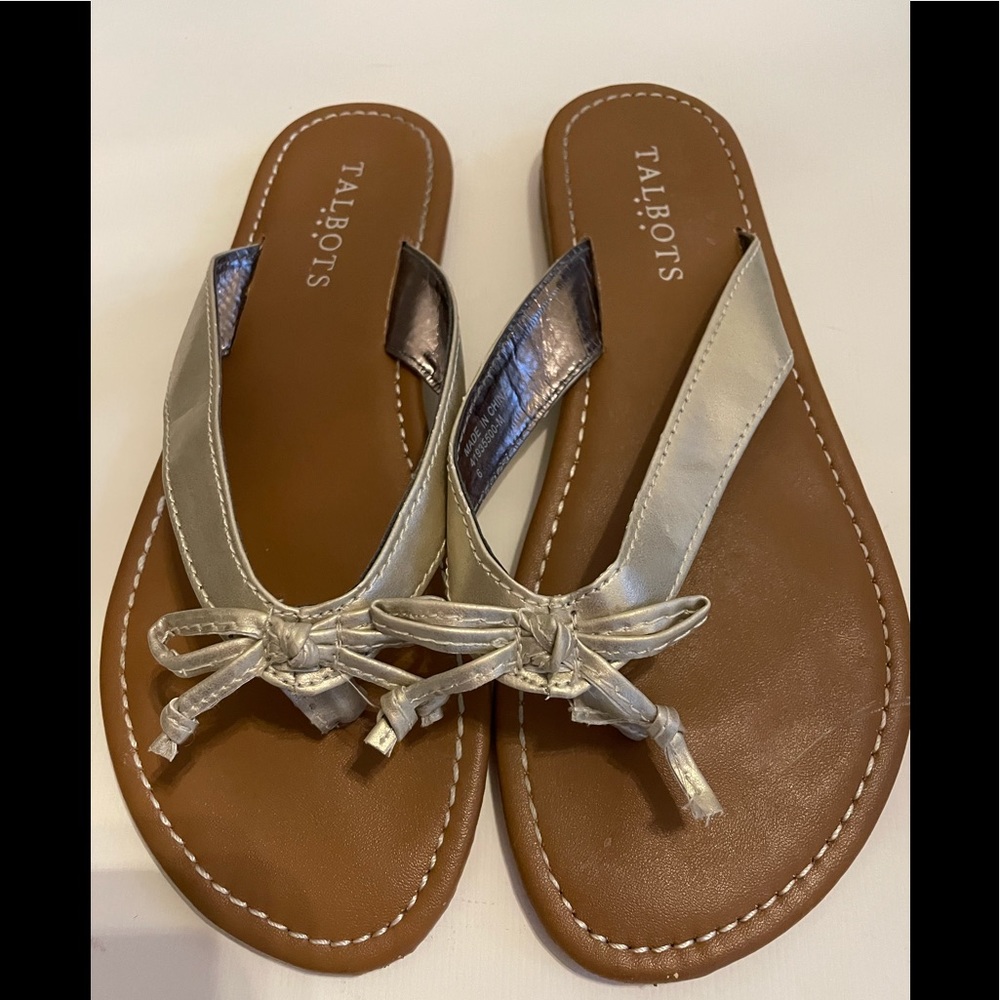 Talbots Gold Sandals With Bow Detail